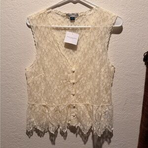 American Eagle Outfitters Cream Lace Button-Down Blouse